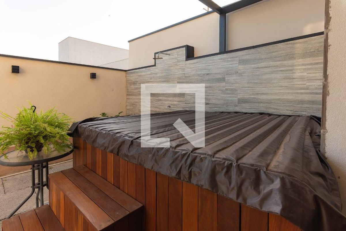 Casa à Venda - Swiss Park, 5 Quartos,  330 m2 em , Campinas - sp | SoloBR