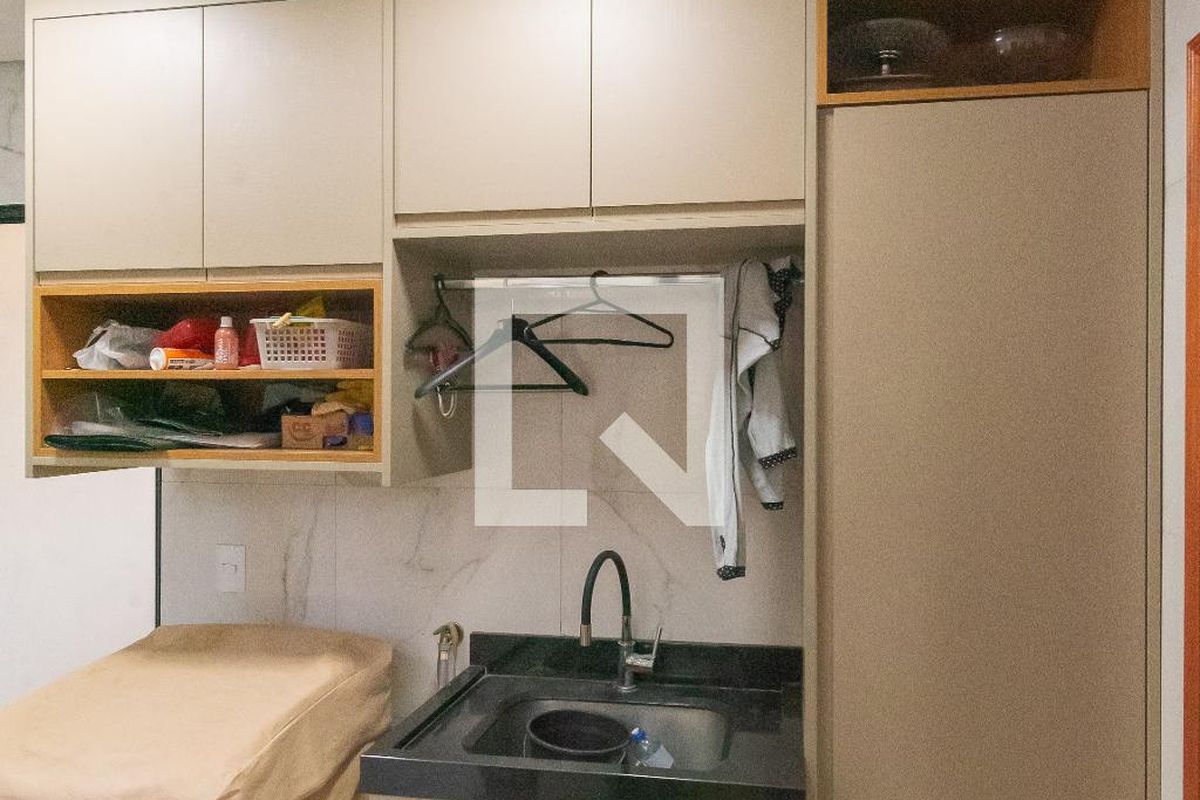 Casa à Venda - Swiss Park, 5 Quartos,  330 m2 em , Campinas - sp | SoloBR