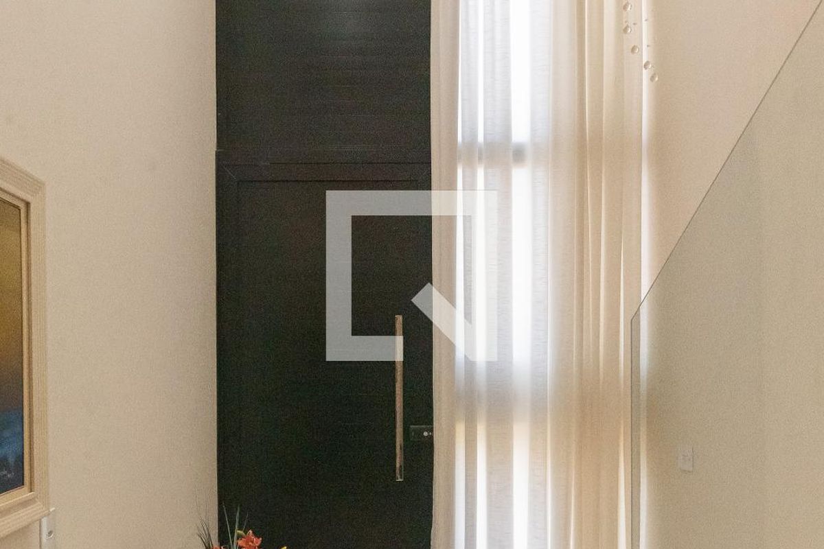 Casa à Venda - Swiss Park, 5 Quartos,  330 m2 em , Campinas - sp | SoloBR