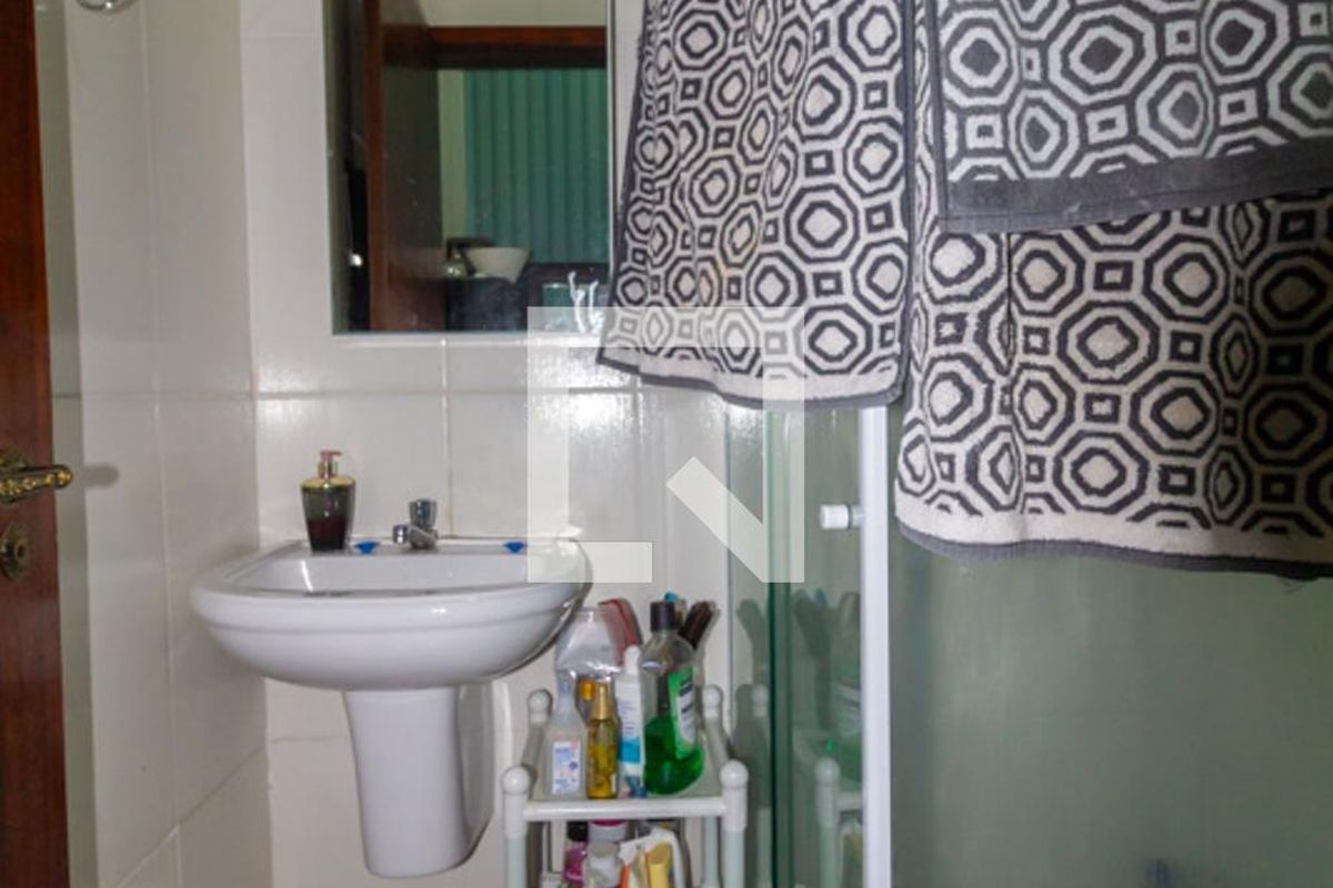Casa, 7 quartos, 180 m² - Foto 48