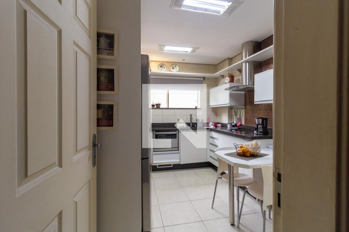 Apartamento, 3 quartos, 140 m² - Foto 120