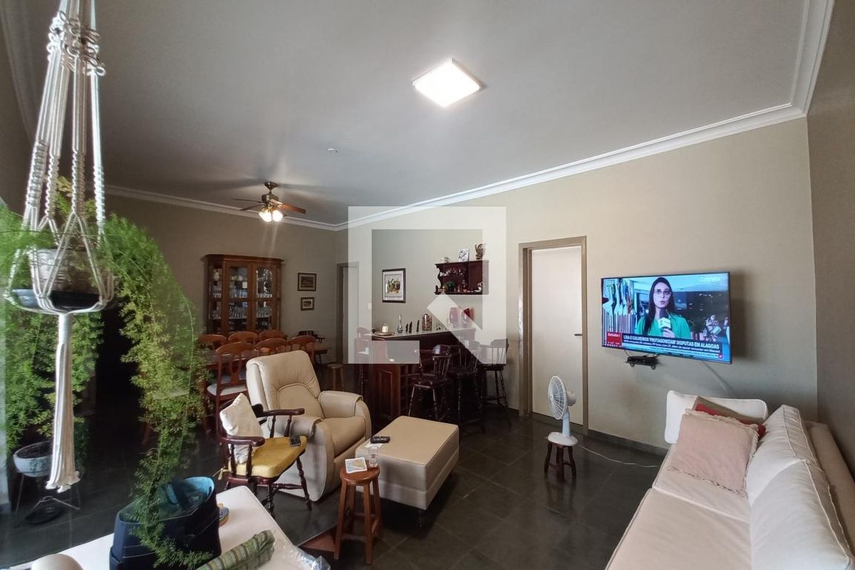 Casa à Venda - Guanabara, 4 Quartos,  493 m2 em , Campinas - sp | SoloBR