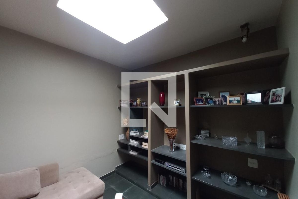 Casa à Venda - Guanabara, 4 Quartos,  493 m2 em , Campinas - sp | SoloBR
