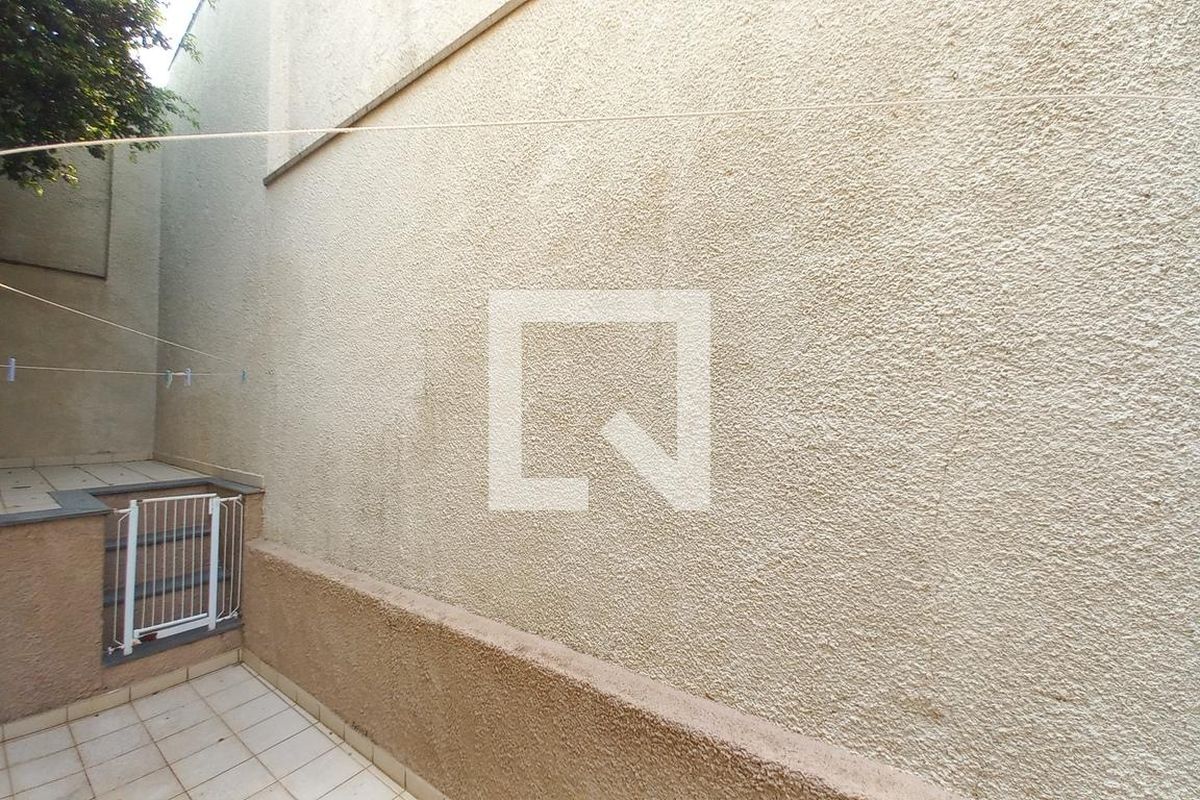 Casa à Venda - Guanabara, 4 Quartos,  493 m2 em , Campinas - sp | SoloBR