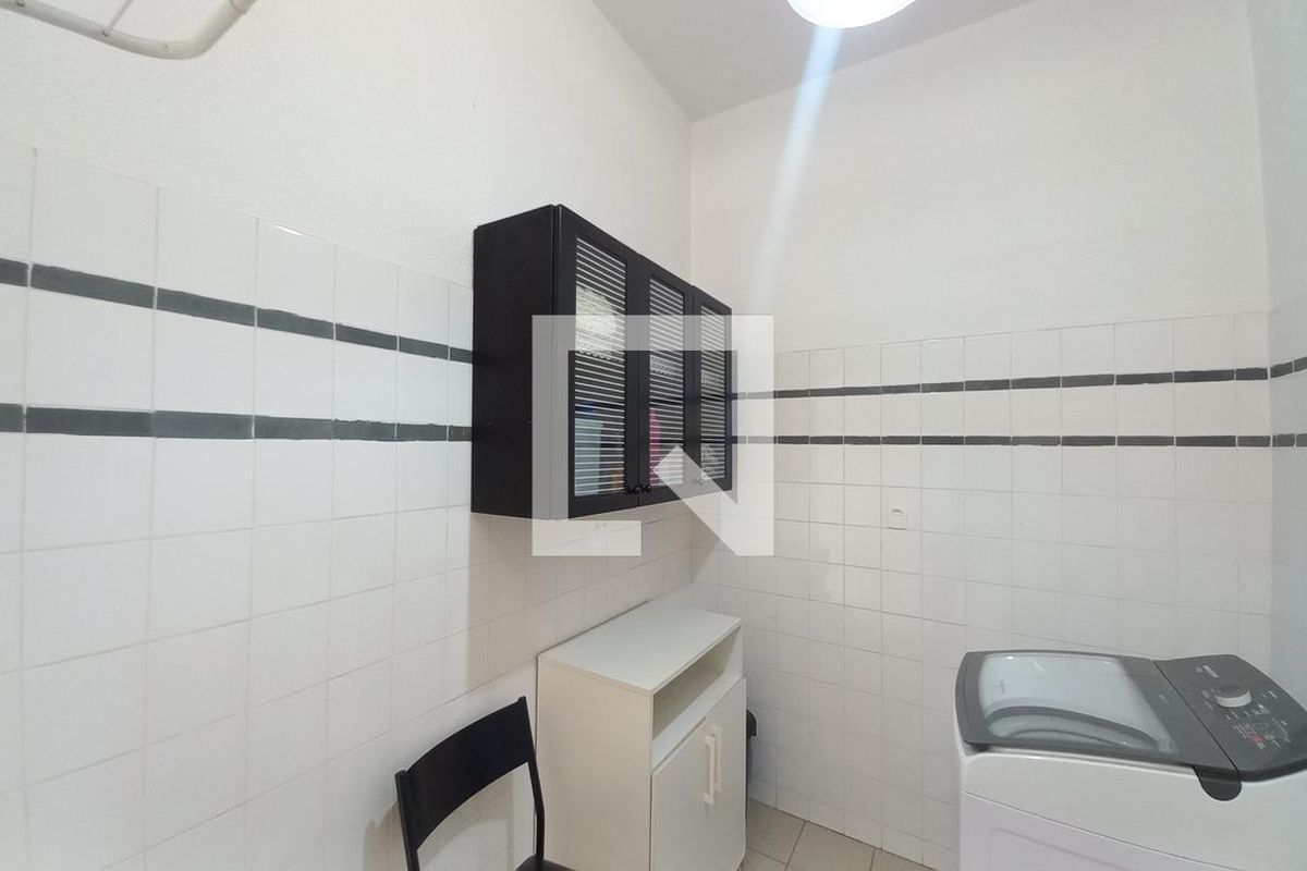 Casa à Venda - Guanabara, 4 Quartos,  493 m2 em , Campinas - sp | SoloBR