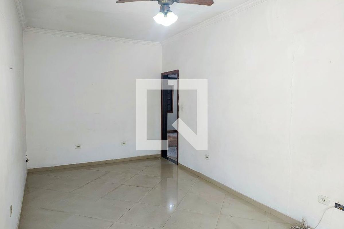 Casa, 3 quartos, 250 m² - Foto 4