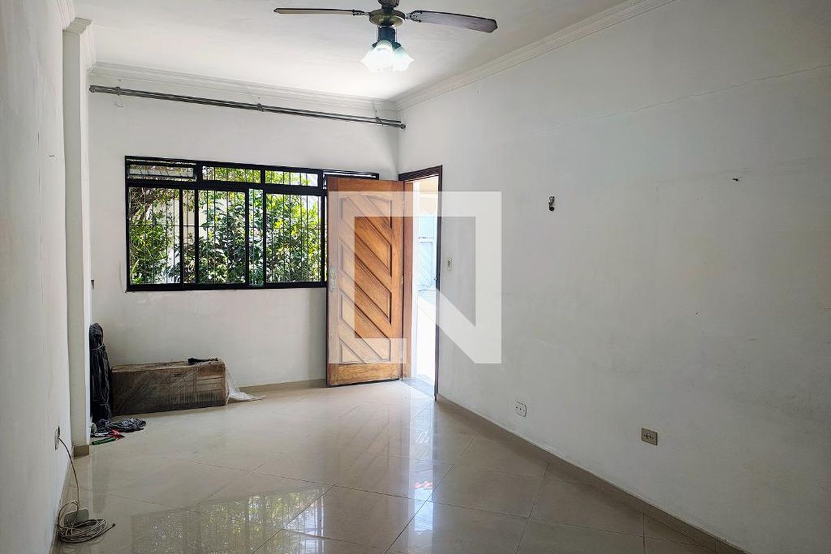 Casa, 3 quartos, 250 m² - Foto 2