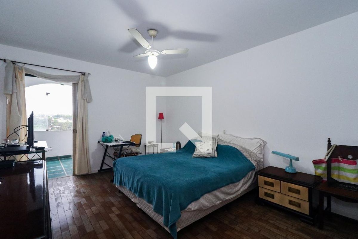 Casa, 4 quartos, 330 m² - Foto 40