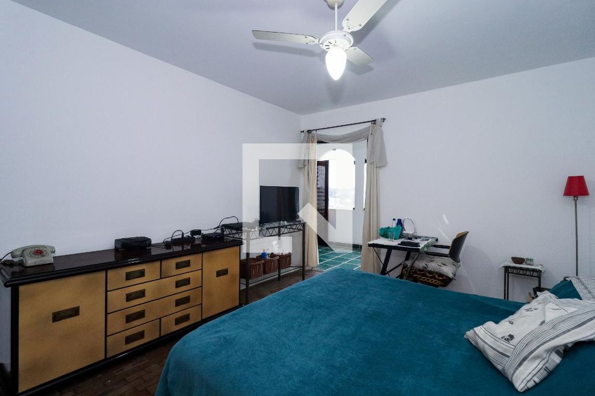 Casa, 4 quartos, 330 m² - Foto 42