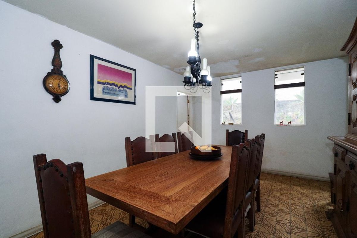 Casa, 4 quartos, 330 m² - Foto 26