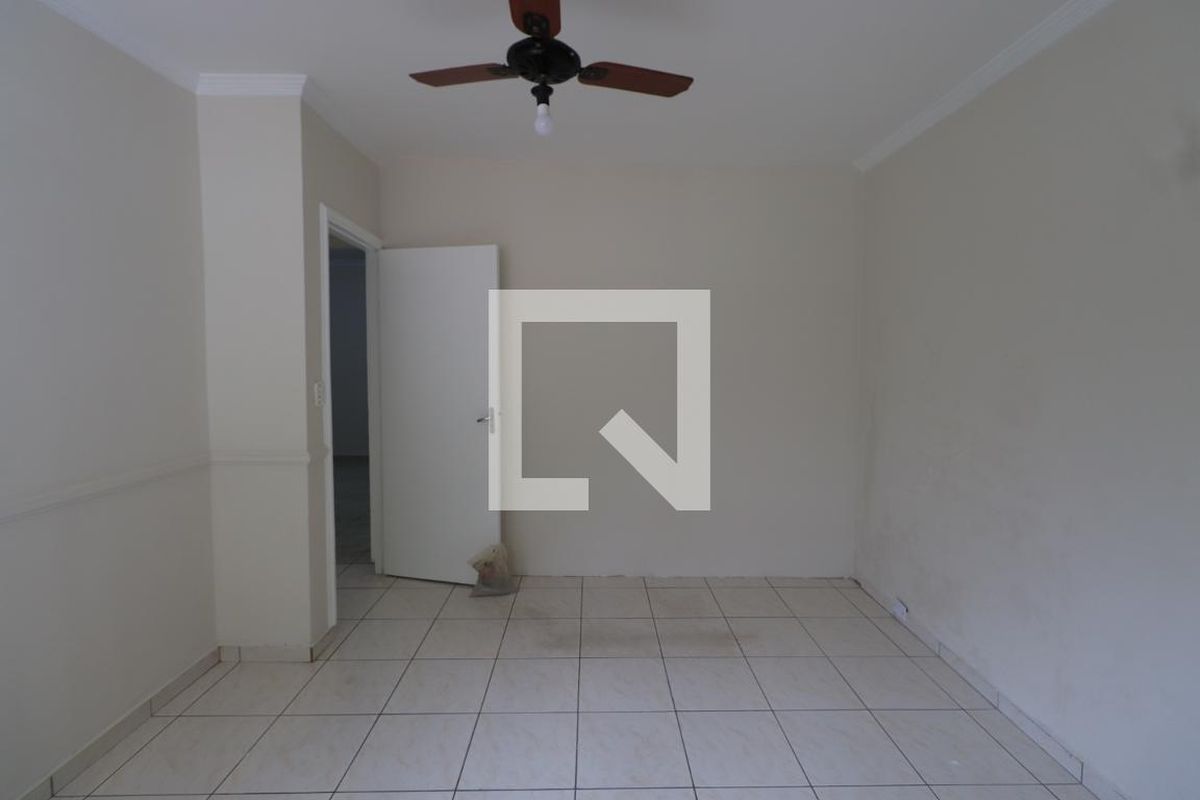 Casa, 1 quarto, 70 m² - Foto 10