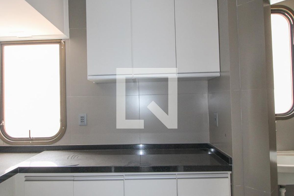 Apartamento à Venda - Cambuí, 1 Quarto,  60 m2 em , Campinas - sp | SoloBR