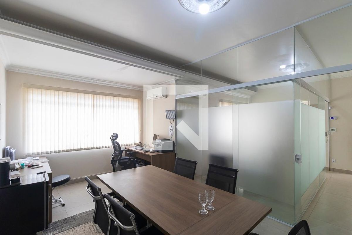 Casa à Venda - Taquaral, 4 Quartos,  350 m2 em , Campinas - sp | SoloBR