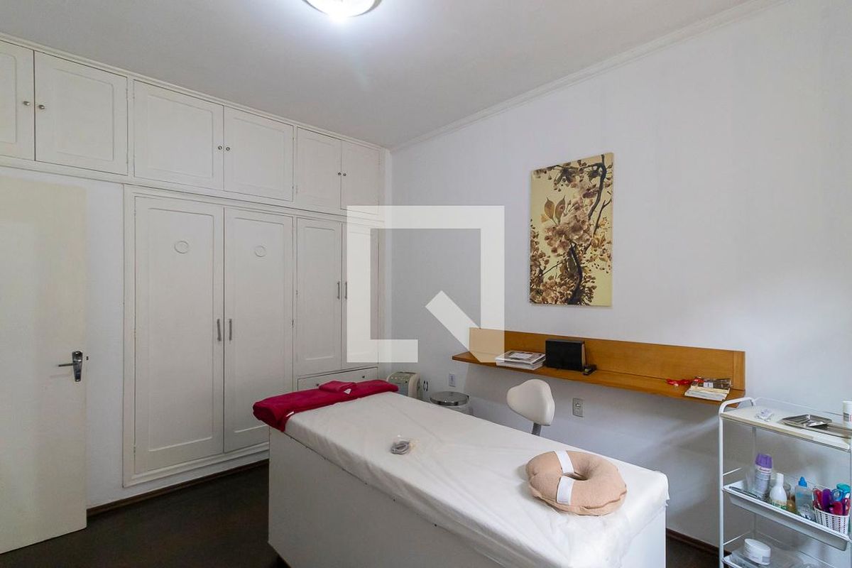 Casa à Venda - Taquaral, 4 Quartos,  350 m2 em , Campinas - sp | SoloBR