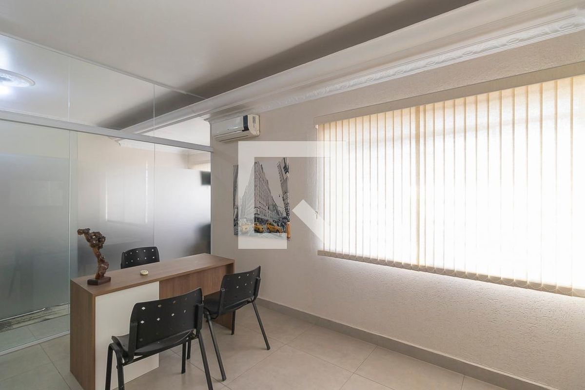 Casa à Venda - Taquaral, 4 Quartos,  350 m2 em , Campinas - sp | SoloBR