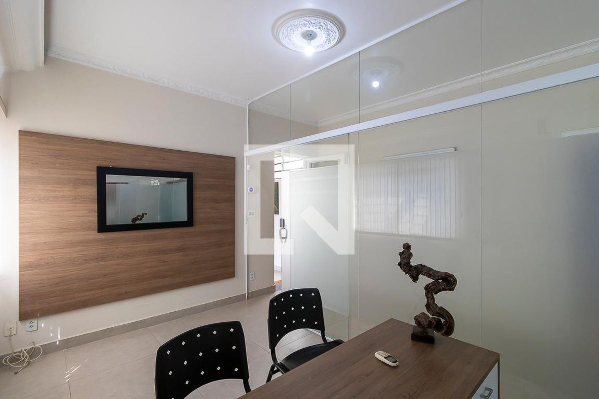 Casa à Venda - Taquaral, 4 Quartos,  350 m2 em , Campinas - sp | SoloBR