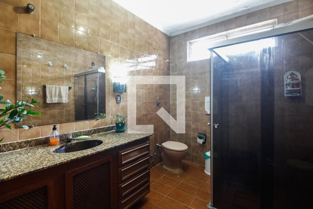 Casa, 3 quartos, 272 m² - Foto 30