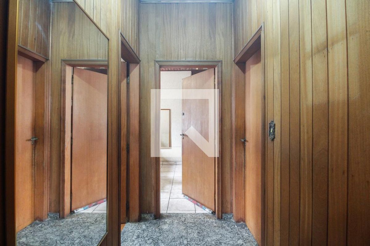 Casa, 3 quartos, 272 m² - Foto 40
