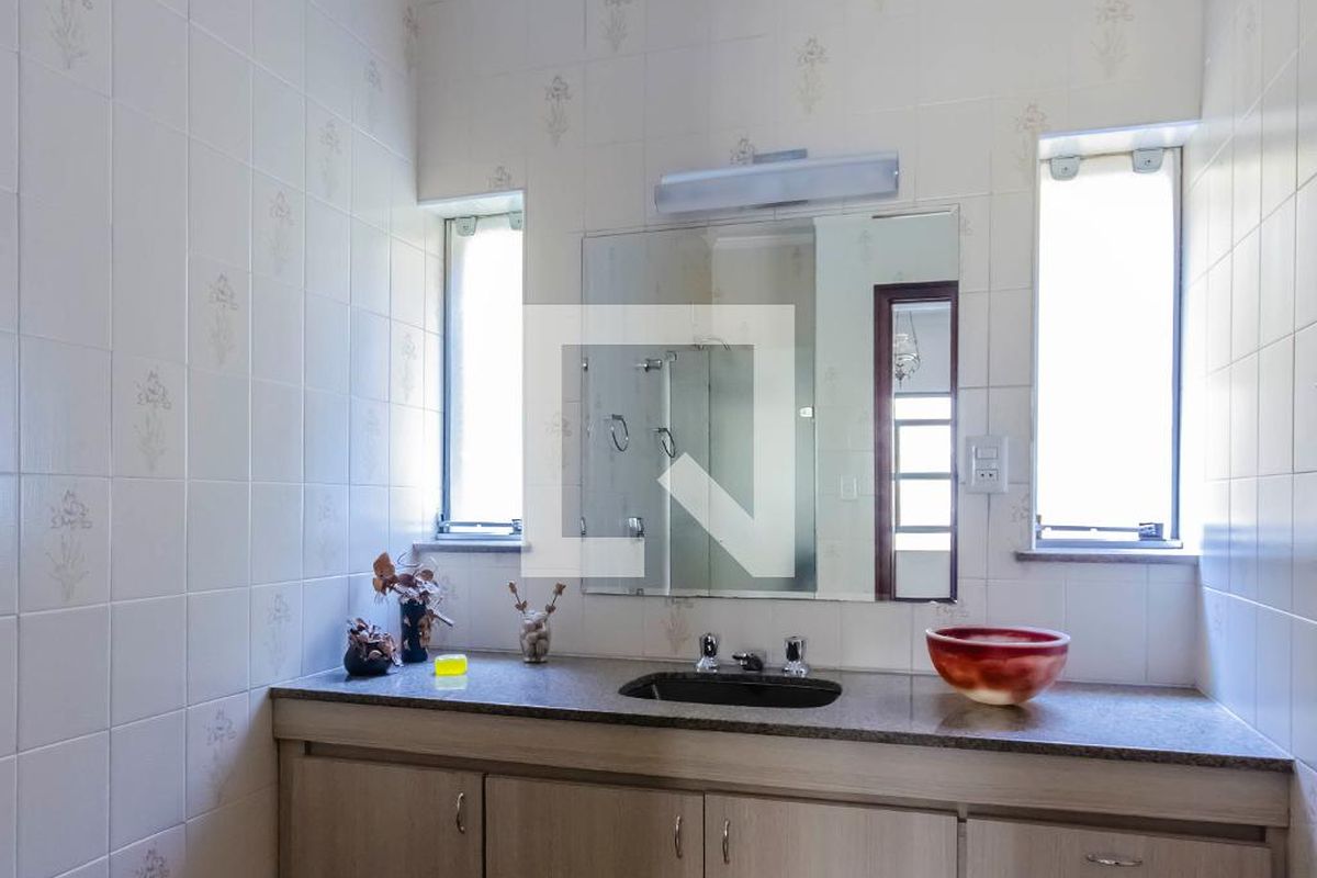 Casa, 3 quartos, 206 m² - Foto 33