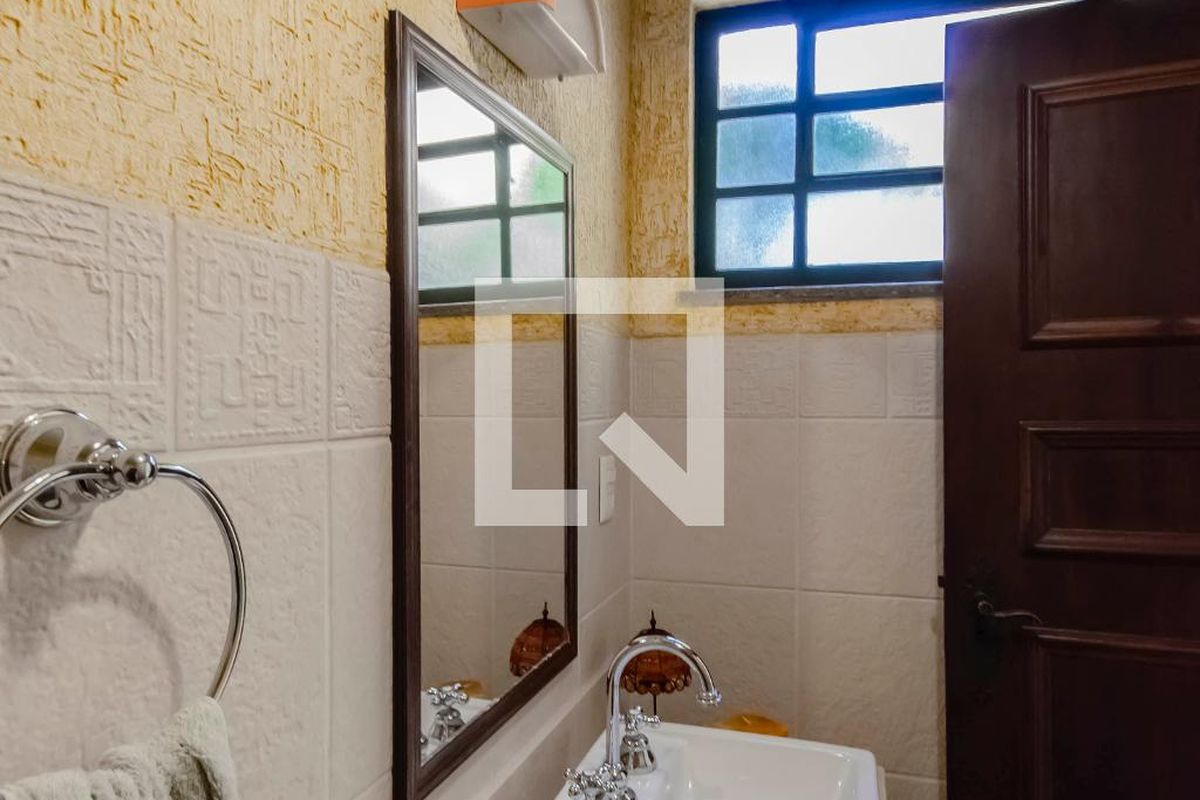 Casa, 3 quartos, 206 m² - Foto 36