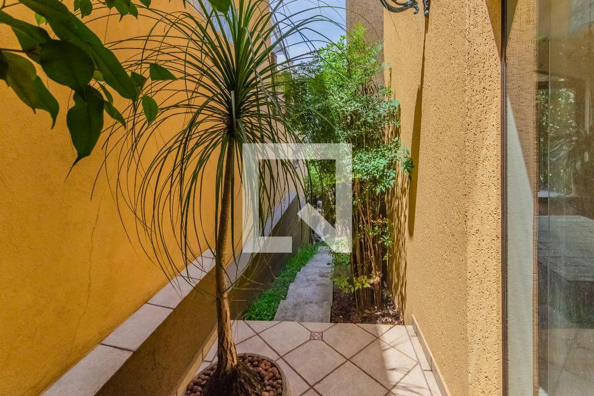Casa, 3 quartos, 206 m² - Foto 61