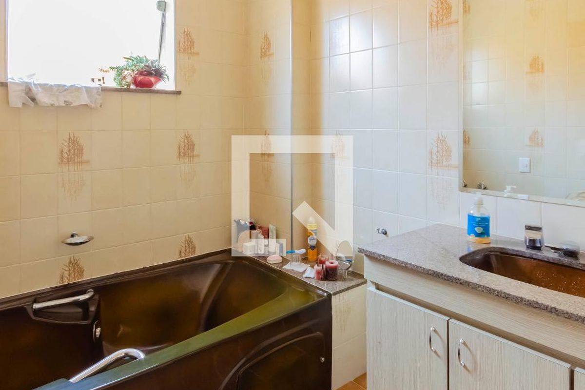 Casa, 3 quartos, 206 m² - Foto 29