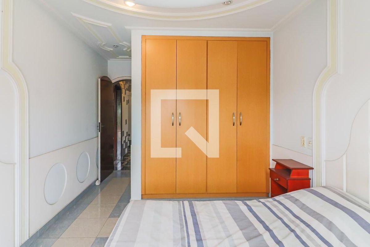 Casa, 4 quartos, 300 m² - Foto 28