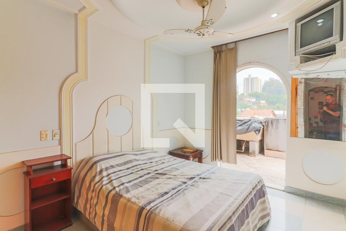 Casa, 4 quartos, 300 m² - Foto 30