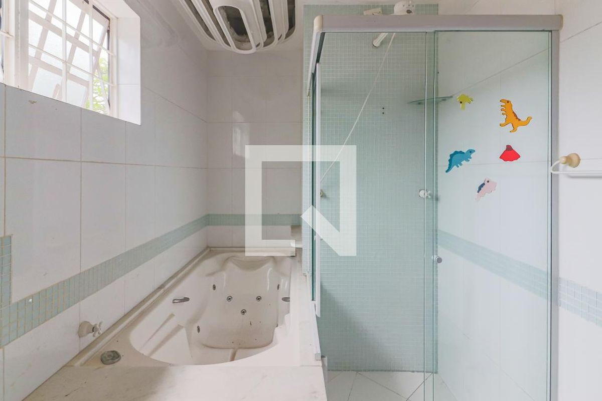 Casa, 4 quartos, 300 m² - Foto 52