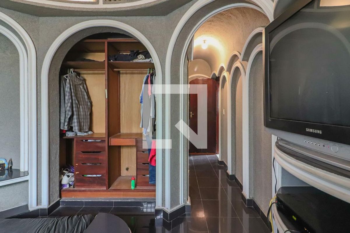 Casa, 4 quartos, 300 m² - Foto 68