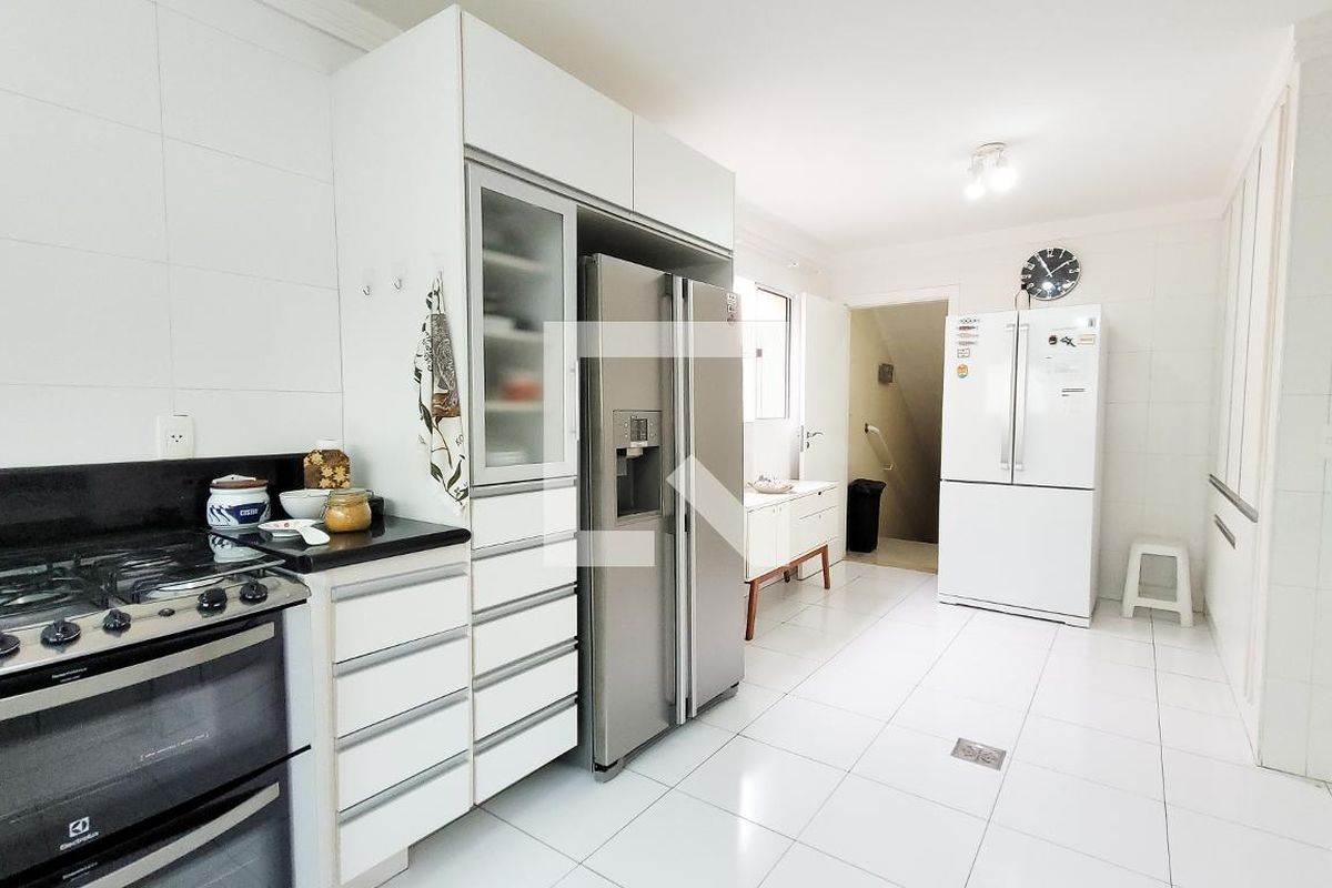 Casa à Venda - Vila Brandina, 4 Quartos,  492 m2 em , Campinas - sp | SoloBR