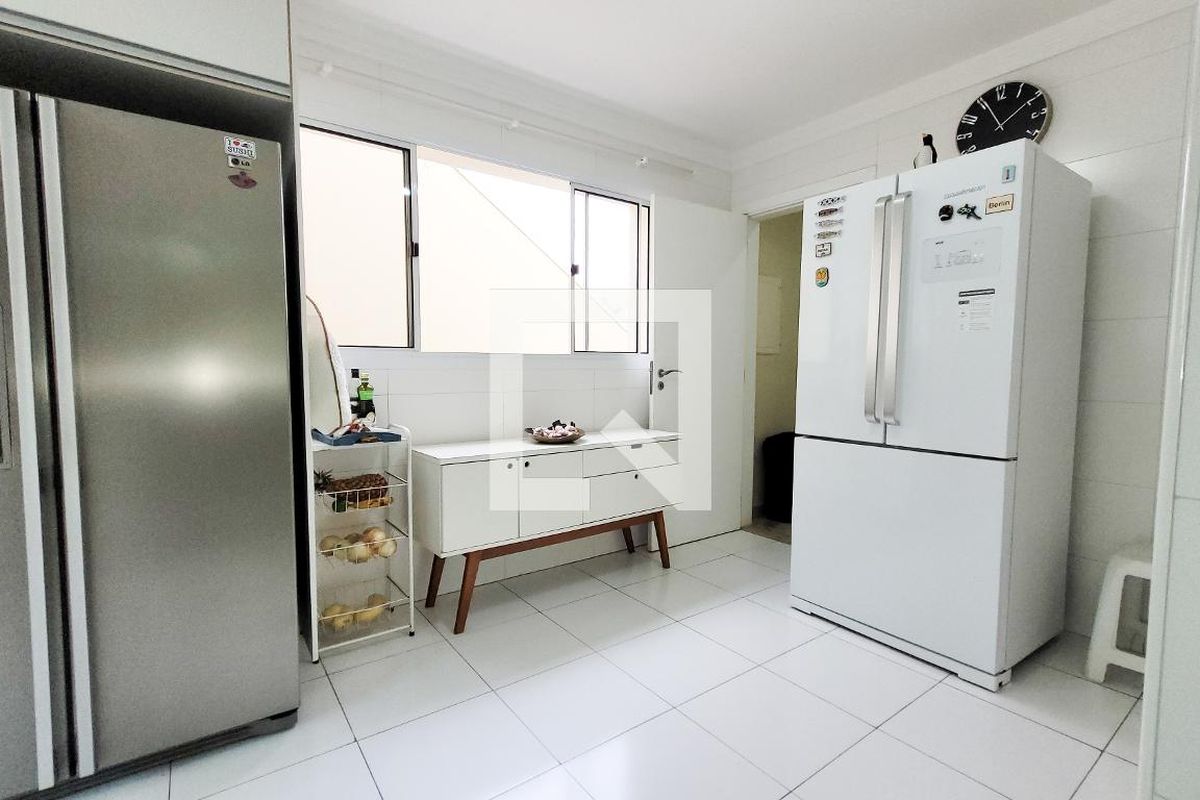 Casa à Venda - Vila Brandina, 4 Quartos,  492 m2 em , Campinas - sp | SoloBR