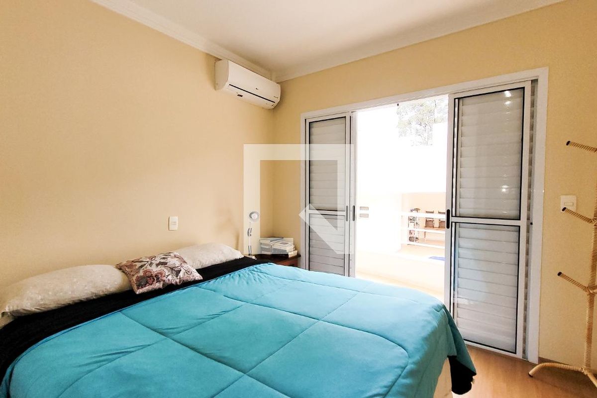 Casa à Venda - Vila Brandina, 4 Quartos,  492 m2 em , Campinas - sp | SoloBR