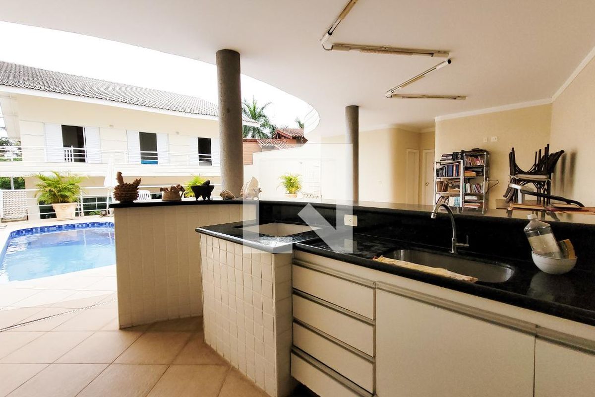 Casa à Venda - Vila Brandina, 4 Quartos,  492 m2 em , Campinas - sp | SoloBR