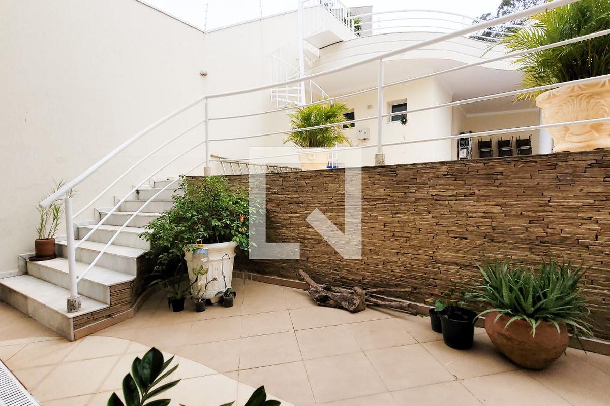 Casa à Venda - Vila Brandina, 4 Quartos,  492 m2 em , Campinas - sp | SoloBR