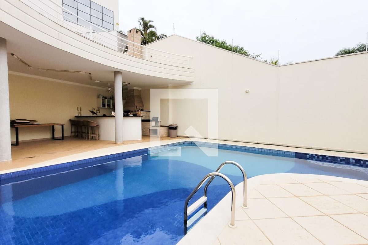 Casa à Venda - Vila Brandina, 4 Quartos,  492 m2 em , Campinas - sp | SoloBR