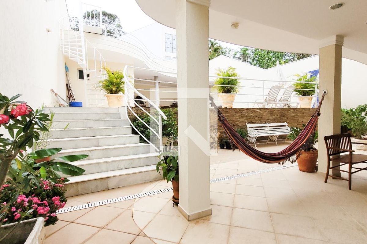 Casa à Venda - Vila Brandina, 4 Quartos,  492 m2 em , Campinas - sp | SoloBR