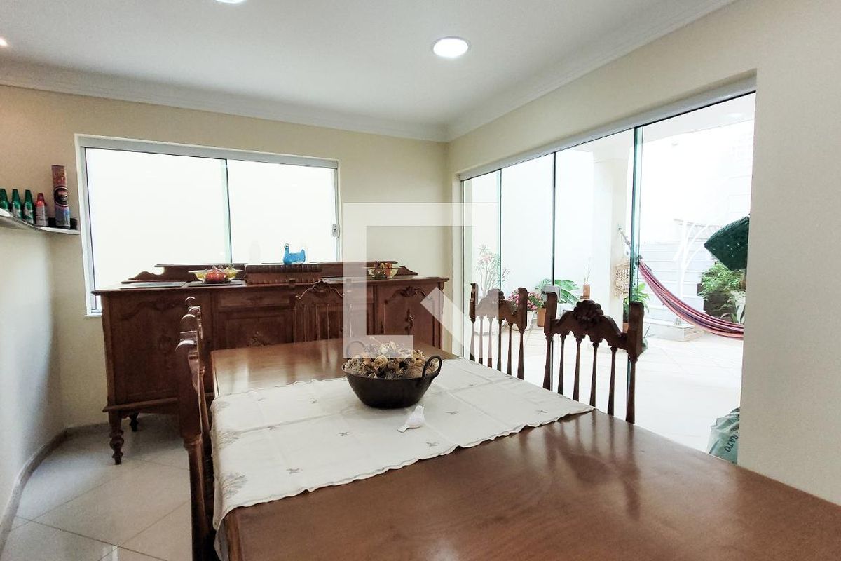 Casa à Venda - Vila Brandina, 4 Quartos,  492 m2 em , Campinas - sp | SoloBR