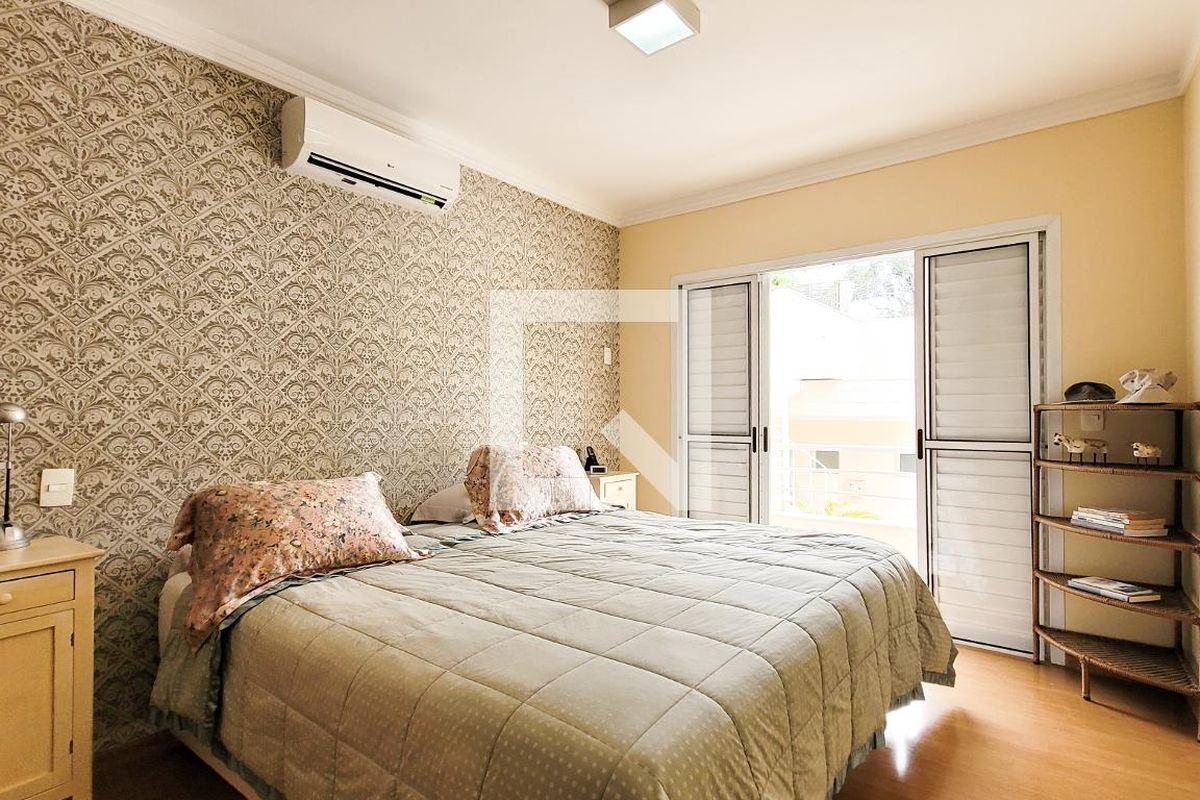 Casa à Venda - Vila Brandina, 4 Quartos,  492 m2 em , Campinas - sp | SoloBR