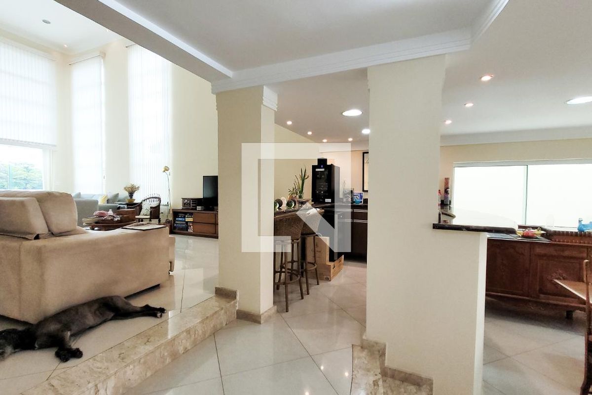 Casa à Venda - Vila Brandina, 4 Quartos,  492 m2 em , Campinas - sp | SoloBR