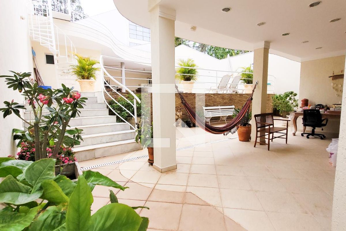 Casa à Venda - Vila Brandina, 4 Quartos,  492 m2 em , Campinas - sp | SoloBR