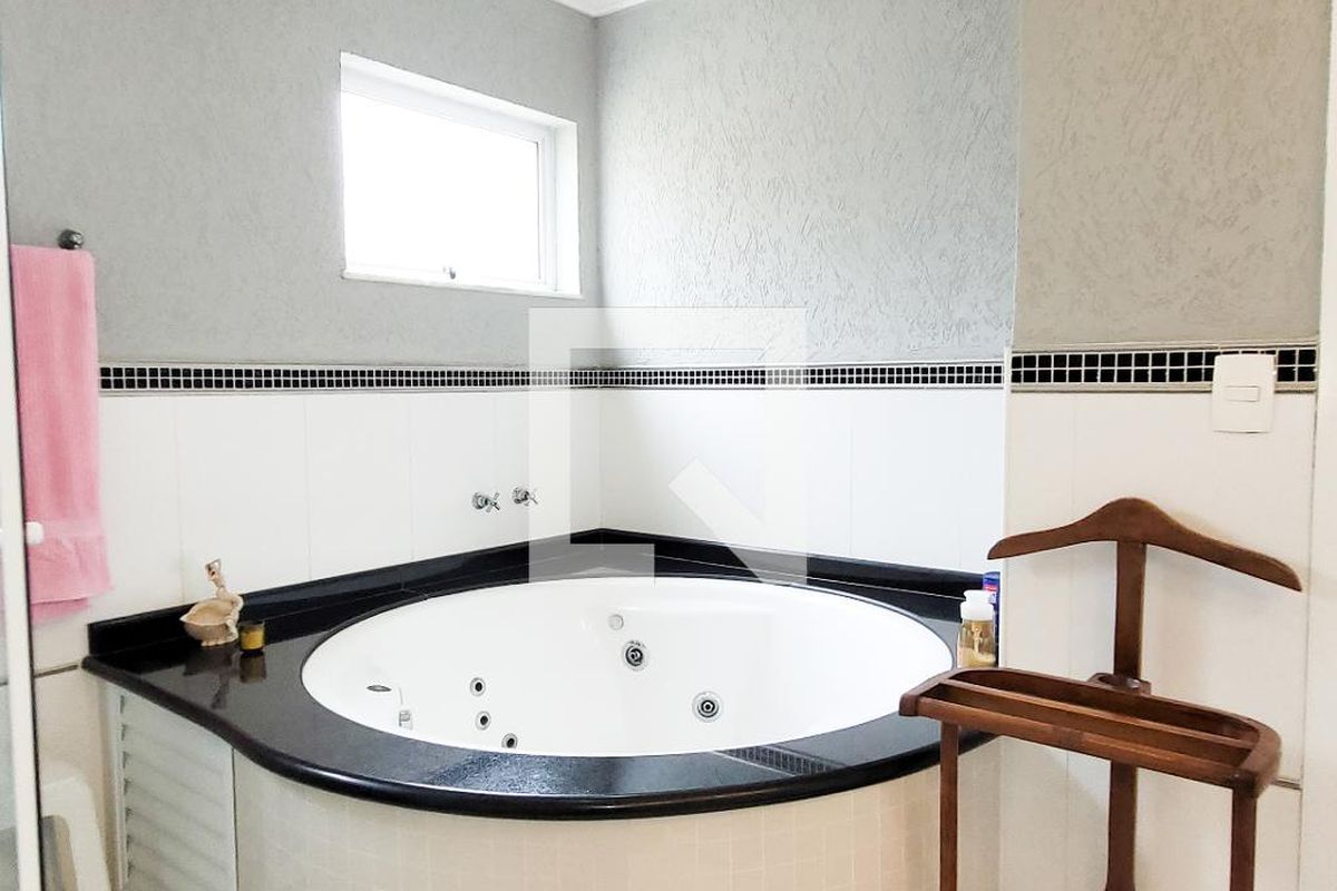 Casa à Venda - Vila Brandina, 4 Quartos,  492 m2 em , Campinas - sp | SoloBR