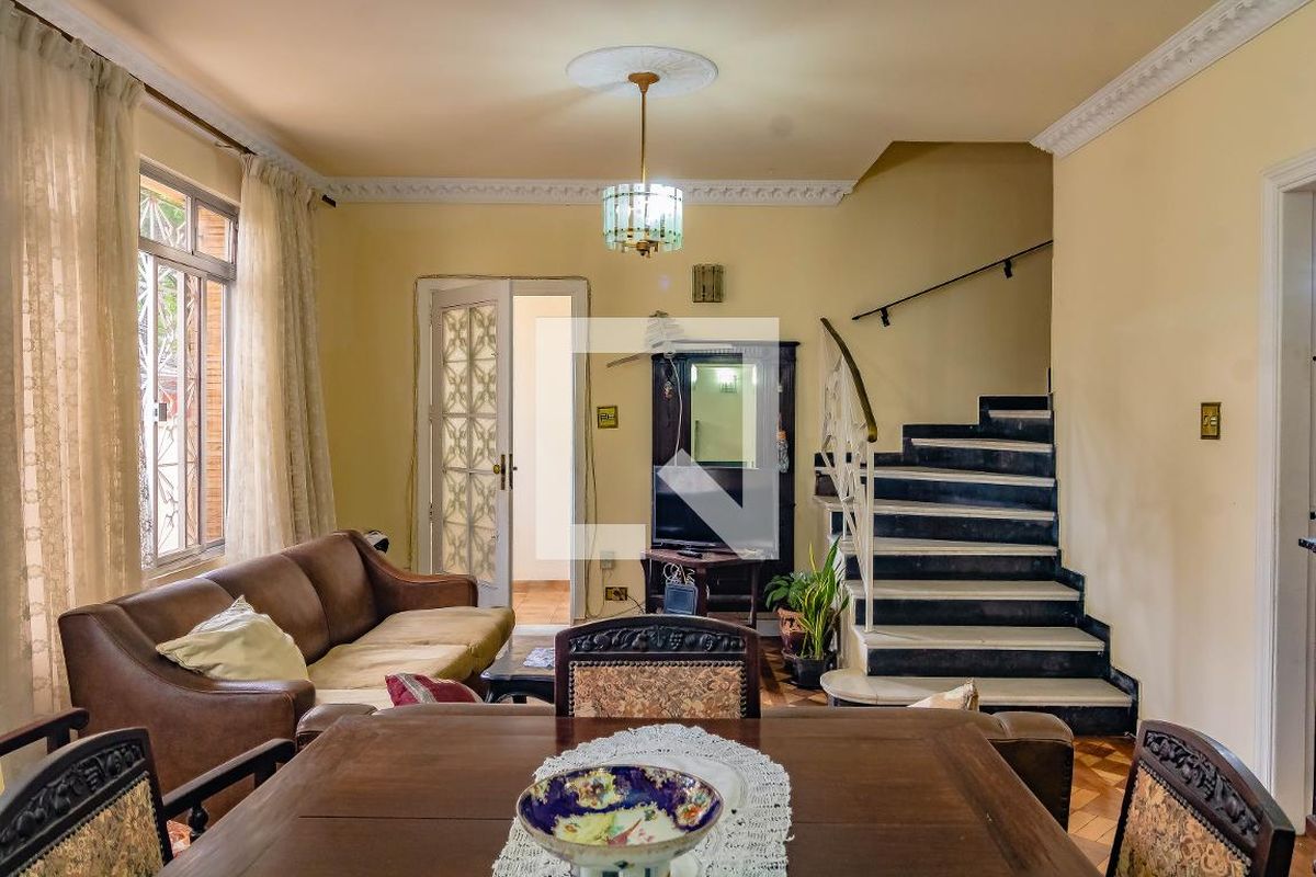 Casa, 3 quartos, 280 m² - Foto 1
