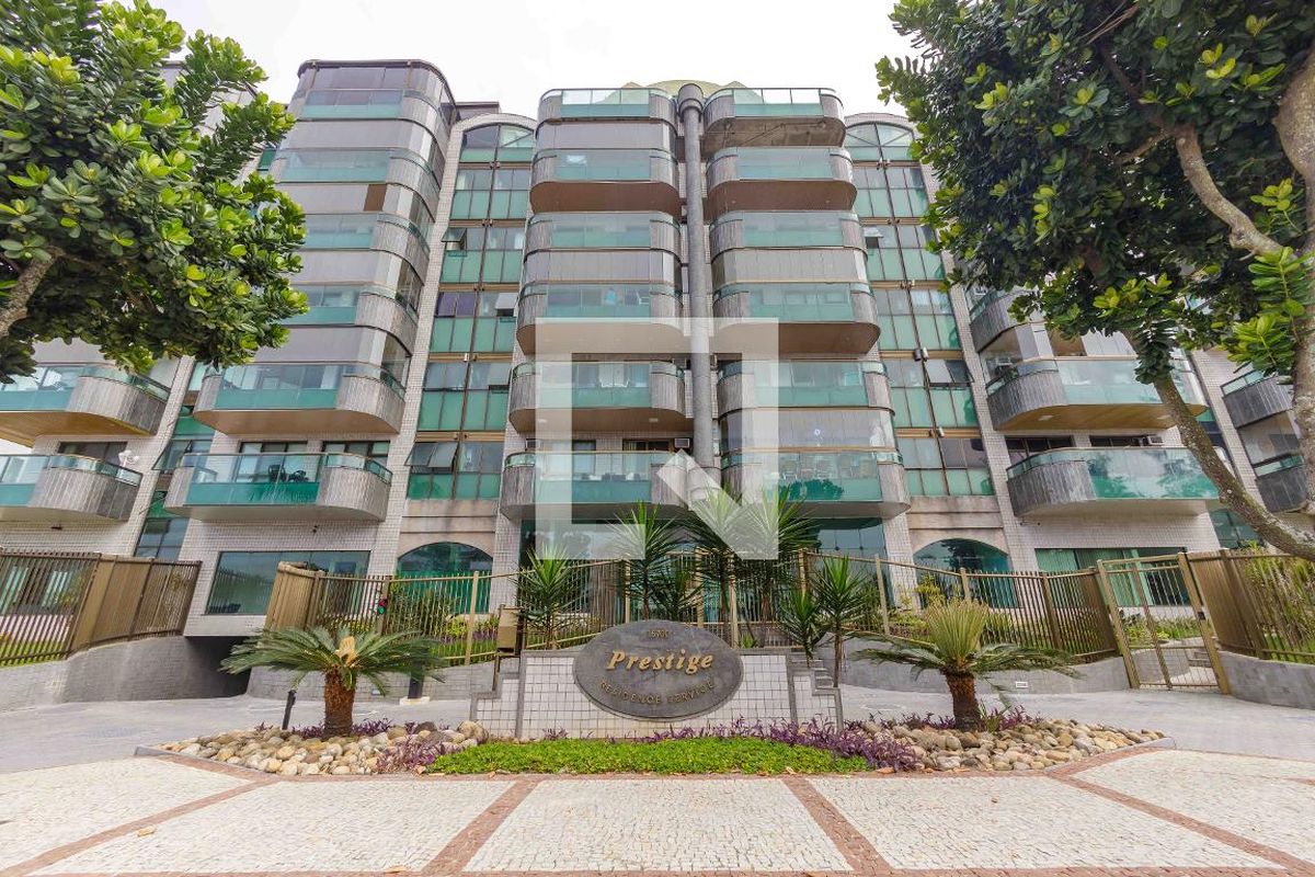 Apartamento com 2 quartos para alugar em Barra da Tijuca, Rio de