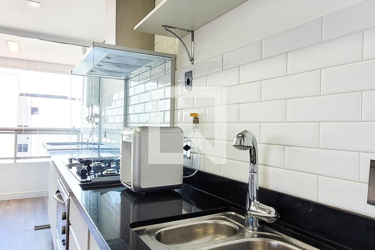 Apartamento à Venda - Cambuí, 1 Quarto,  70 m2 em , Campinas - sp | SoloBR
