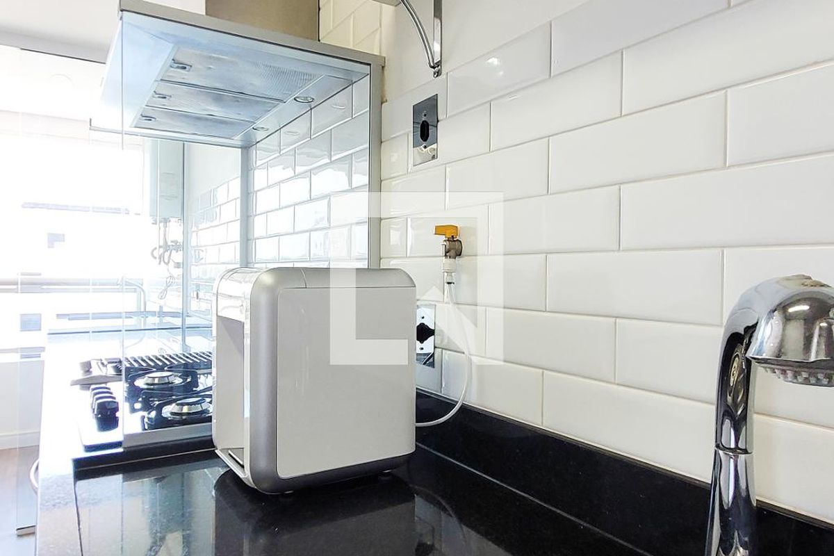 Apartamento à Venda - Cambuí, 1 Quarto,  70 m2 em , Campinas - sp | SoloBR