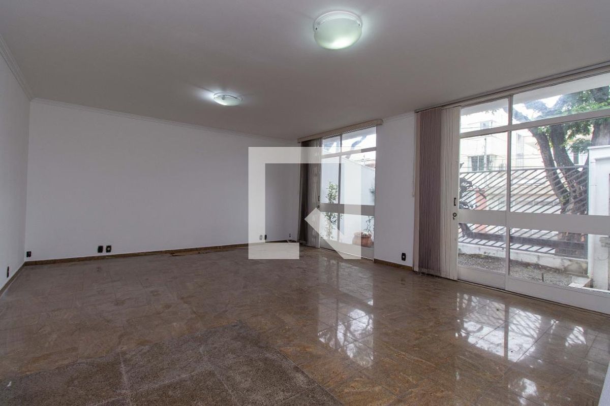 Casa, 3 quartos, 340 m² - Foto 2