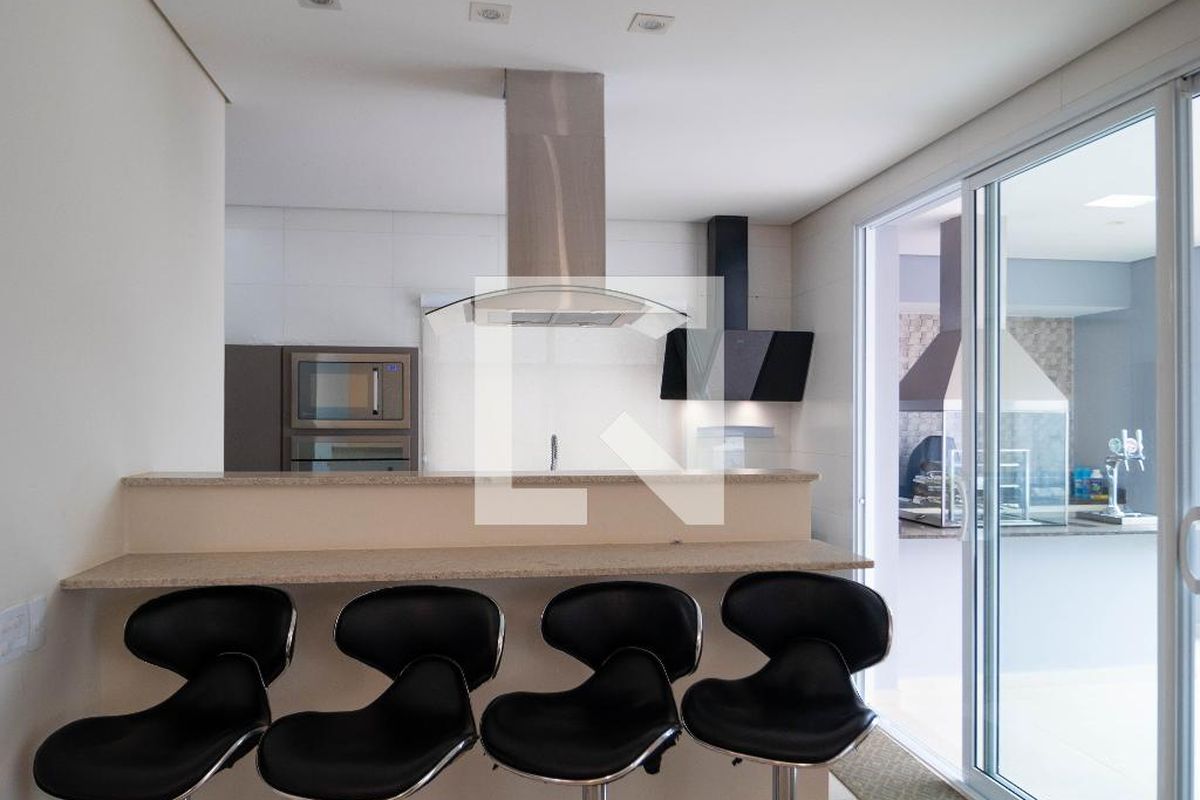 Casa à Venda - Swiss Park, 3 Quartos,  215 m2 em , Campinas - sp | SoloBR
