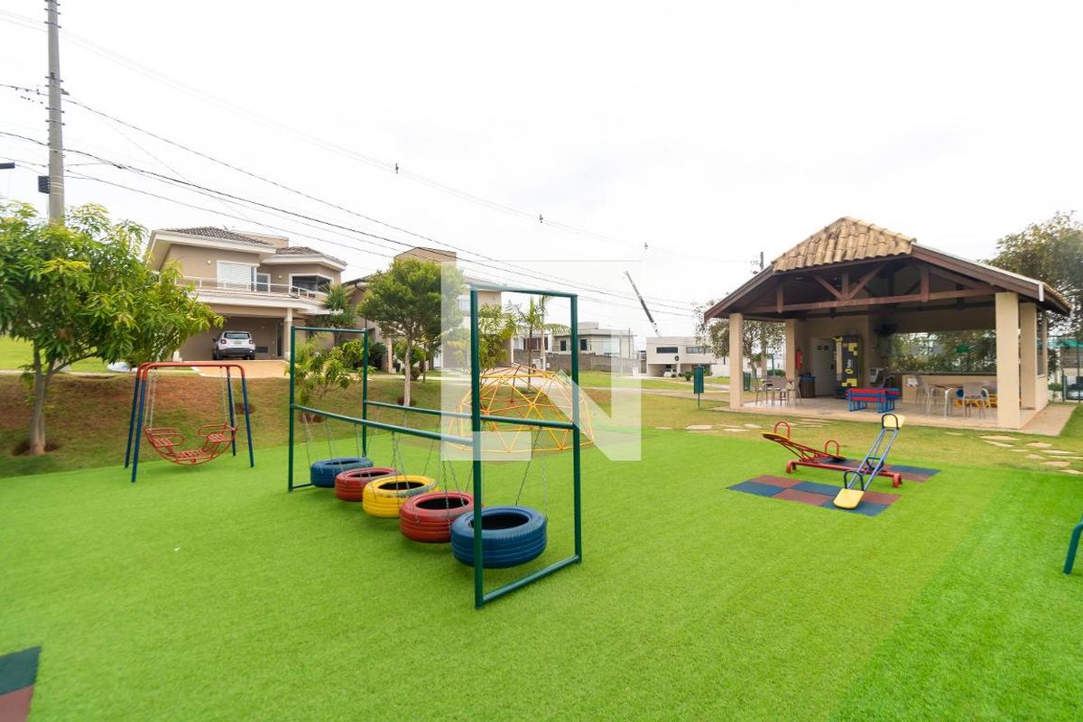 Casa à Venda - Swiss Park, 3 Quartos,  215 m2 em , Campinas - sp | SoloBR