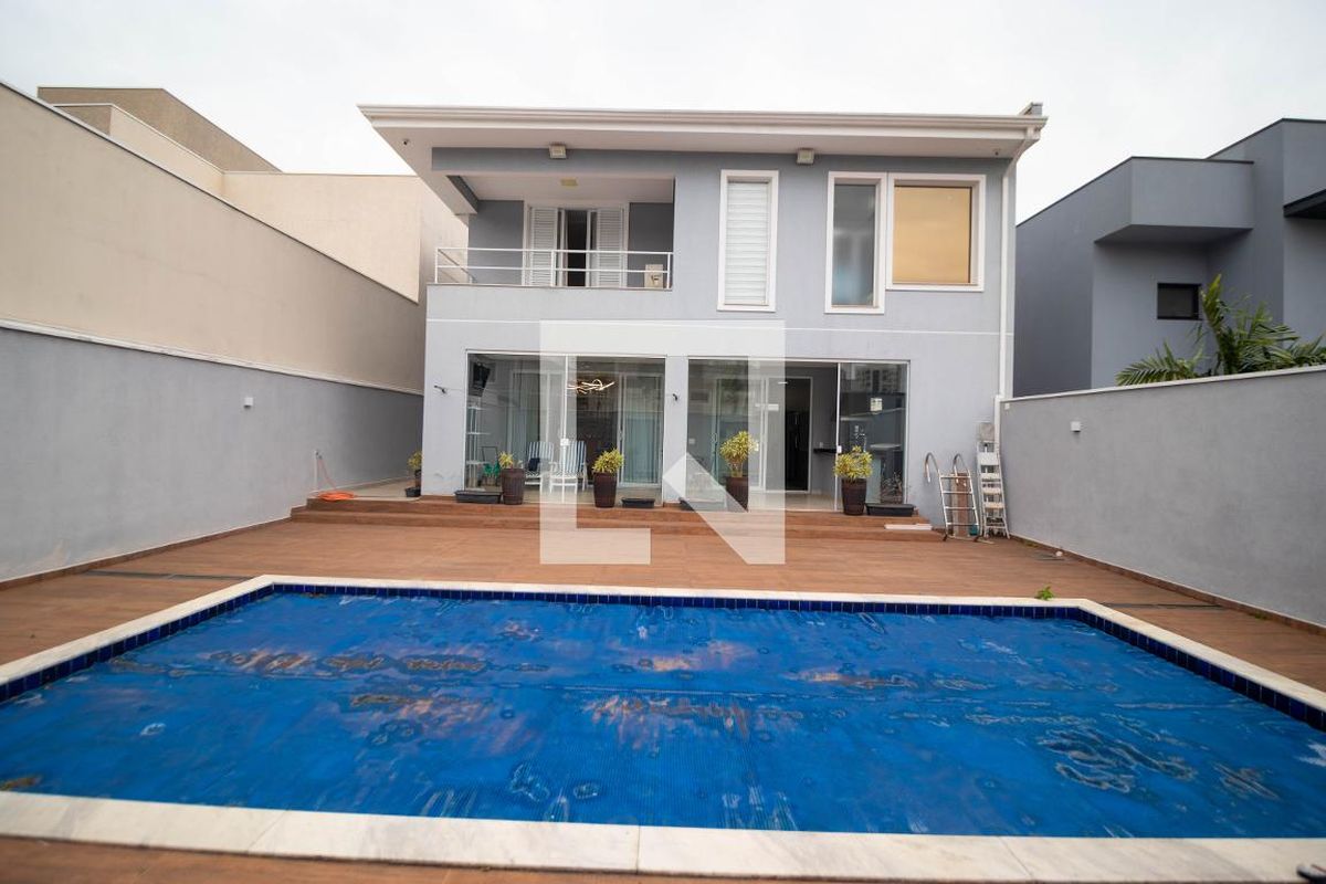 Casa à Venda - Swiss Park, 3 Quartos,  215 m2 em , Campinas - sp | SoloBR